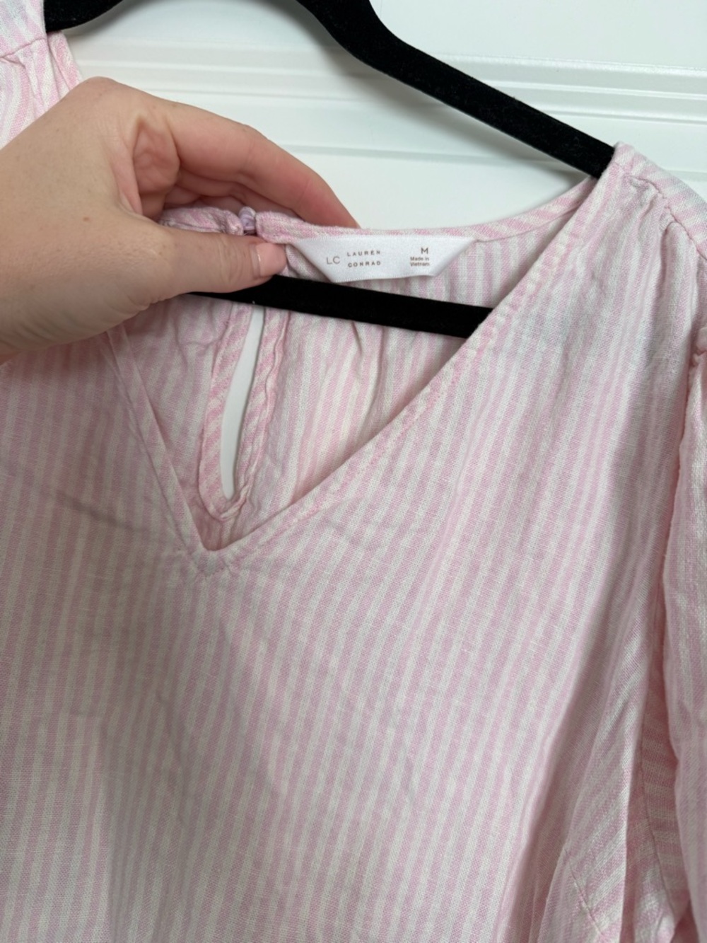 Lauren Conrad Linen Puff Sleeve Top - Picture 3 of 5
